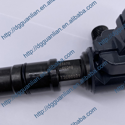 Κοινός εγχυτήρας 23670-0E090 23670 0E090 236700E090 καυσίμων ραγών μηχανών diesel για τη TOYOTA